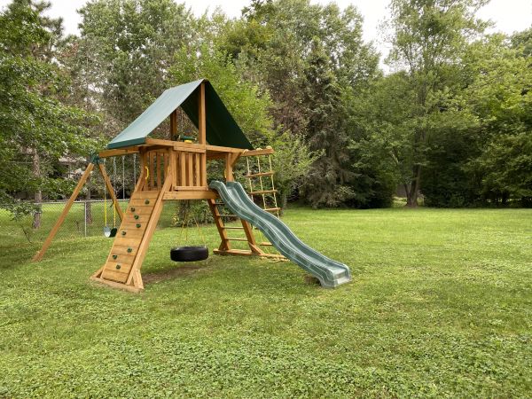 Play Set Assembly Service in Logan