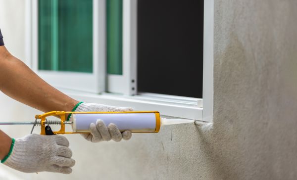 Window Caulking Service in Logan