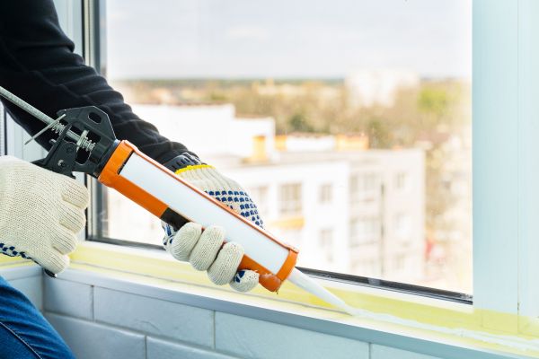 Cost of Window Recaulking Service in Logan
