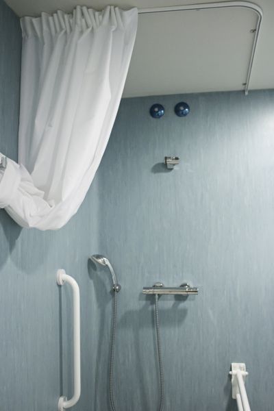 Cost of Shower Rail Installation in Logan
