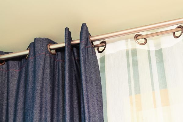 Cost of Curtain Rod Replacement in Logan